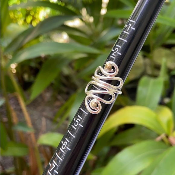 HANDCRAFTED STERLING SILVER RING - Picture 4 of 4